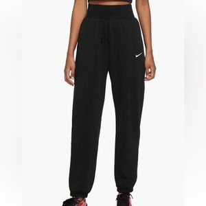 Nike Sweatpants